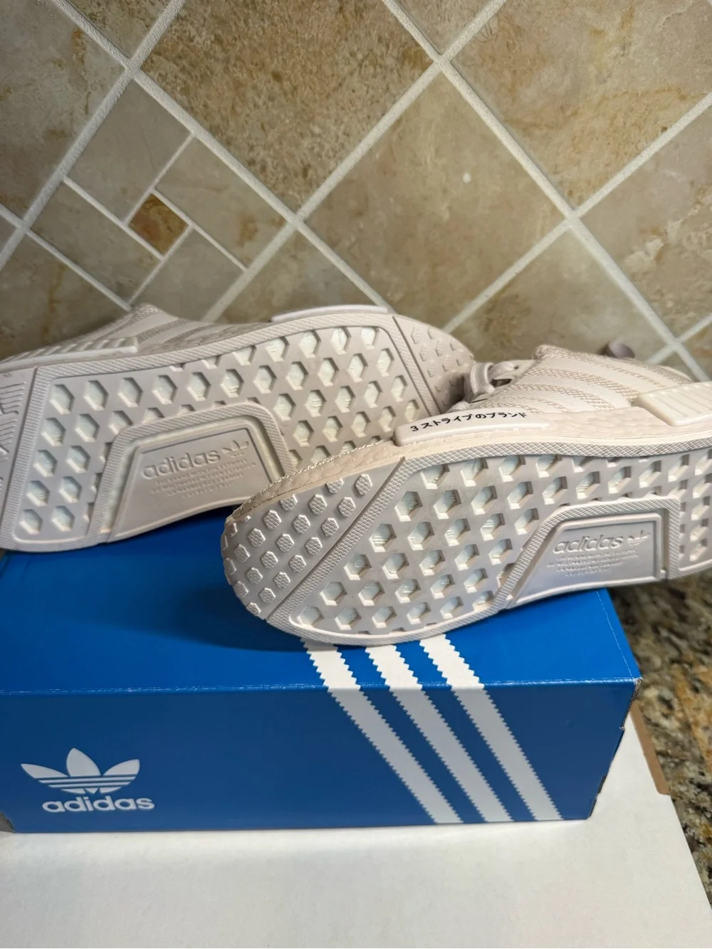 adidas NMD R1 Women’s Size7 White Japanese Text Boost Sneakers New No Box